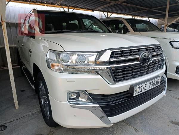 Toyota for sale in Iraq